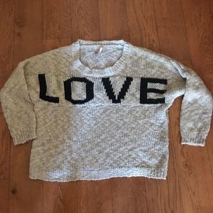 LOVE sweater 🖤